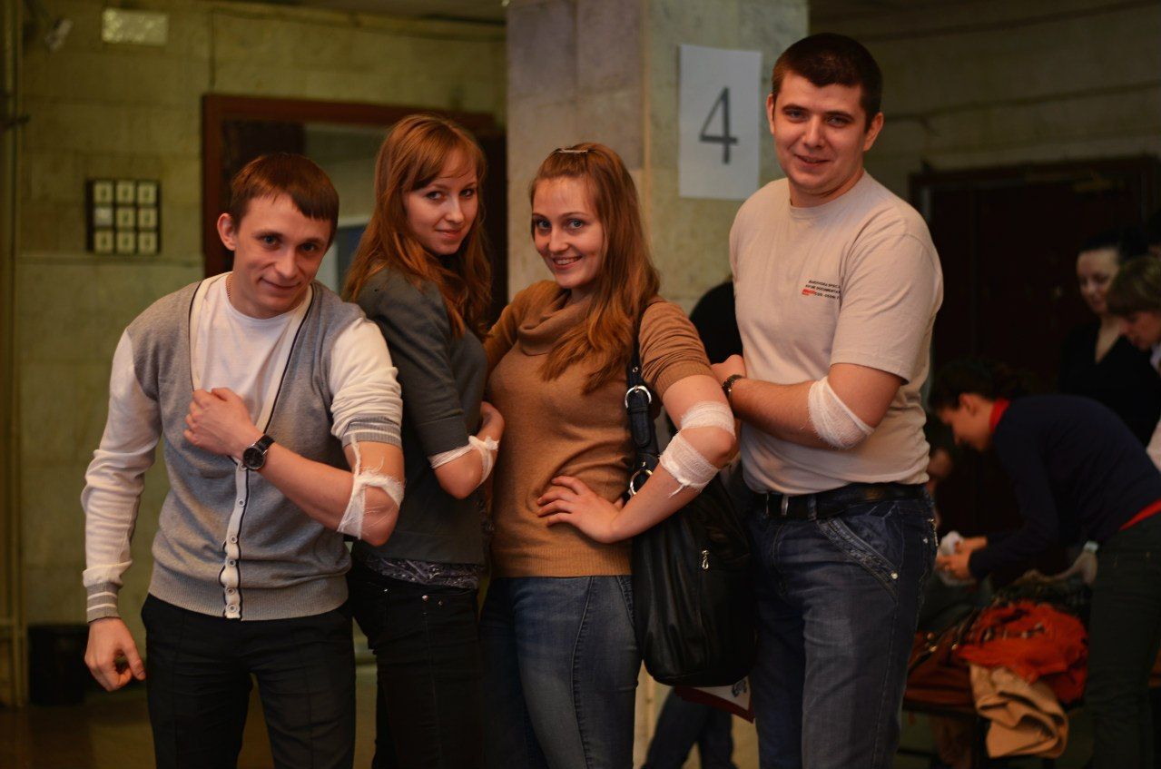 В Московском государственном горном университете прошел День донора крови "Подари каплю надежды"